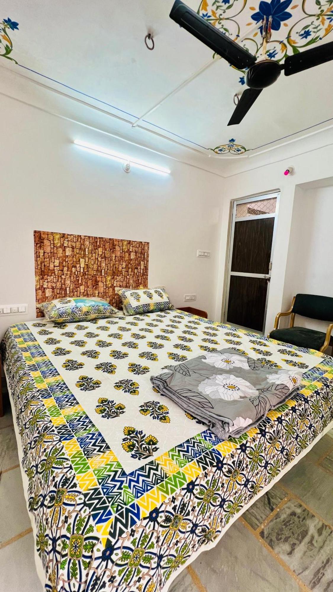 أُودايبور Padmlaxmi Guest House المظهر الخارجي الصورة